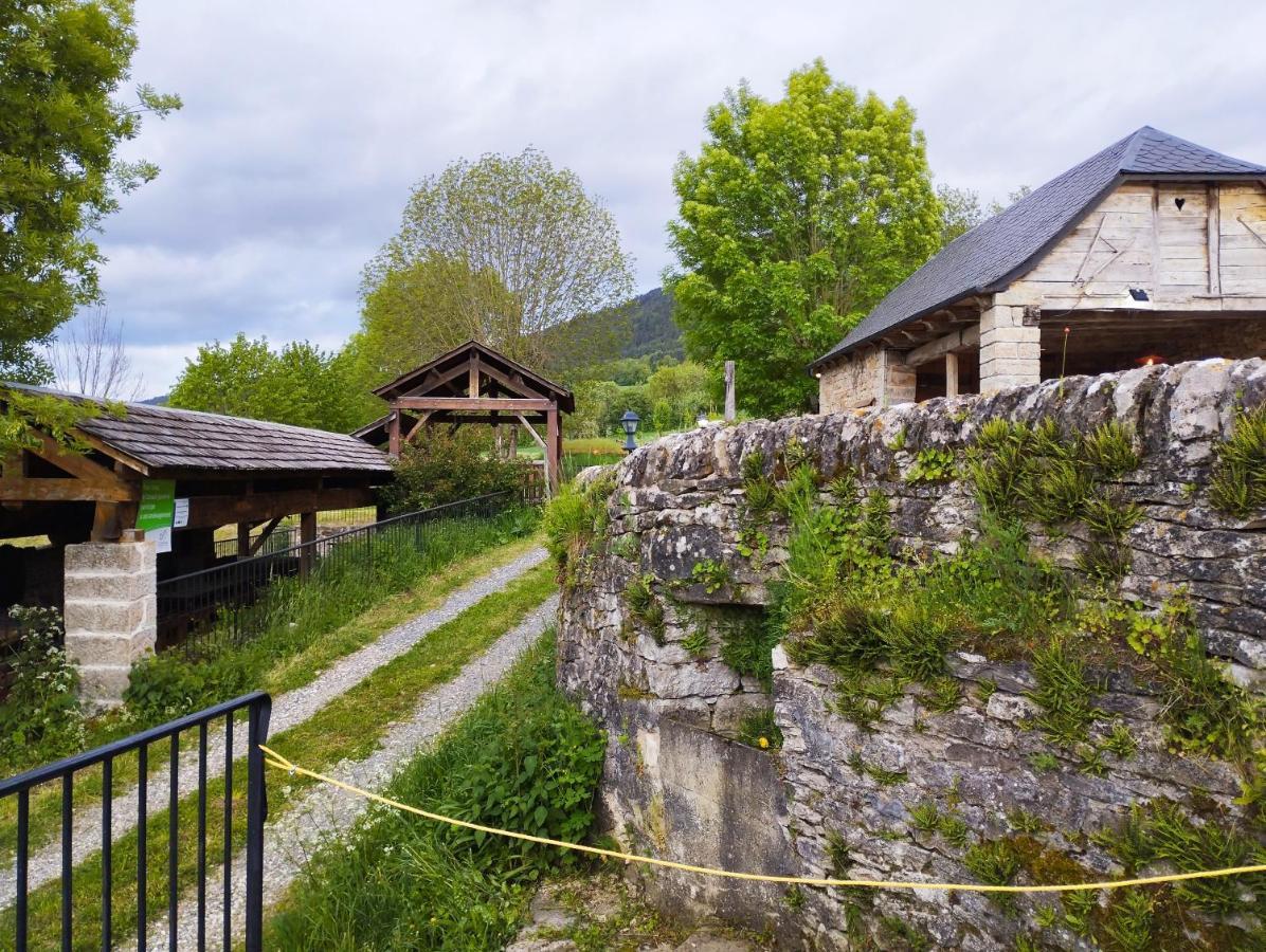 لا كانورج Chambres D'Hotes Le Moulin D'Auxillac الغرفة الصورة